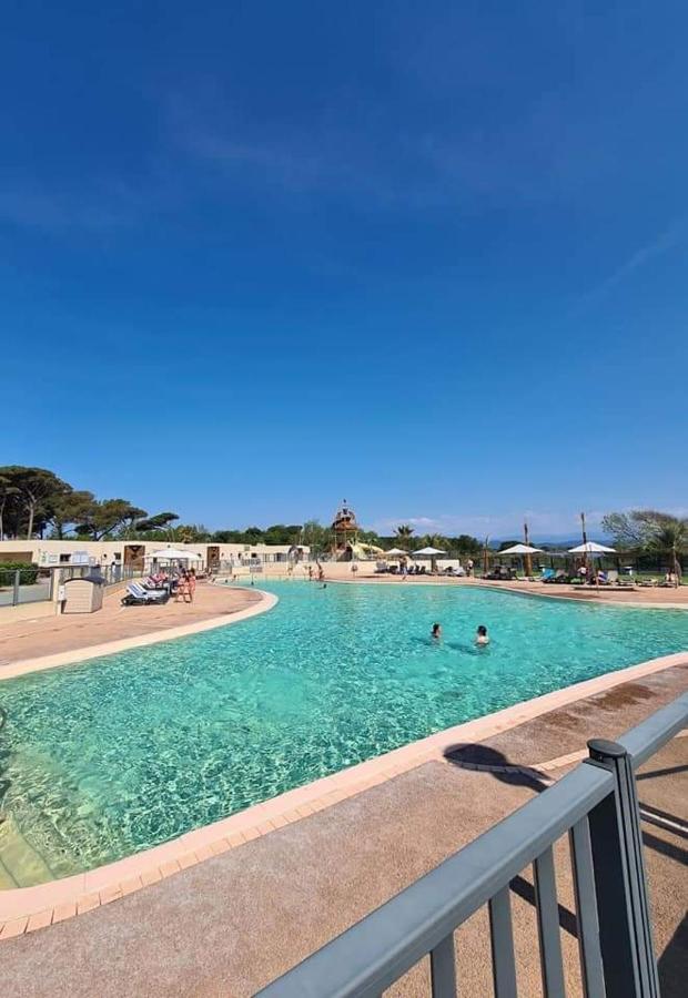 Mobil-home 661 camping Saint Aygulf plage Exterior foto